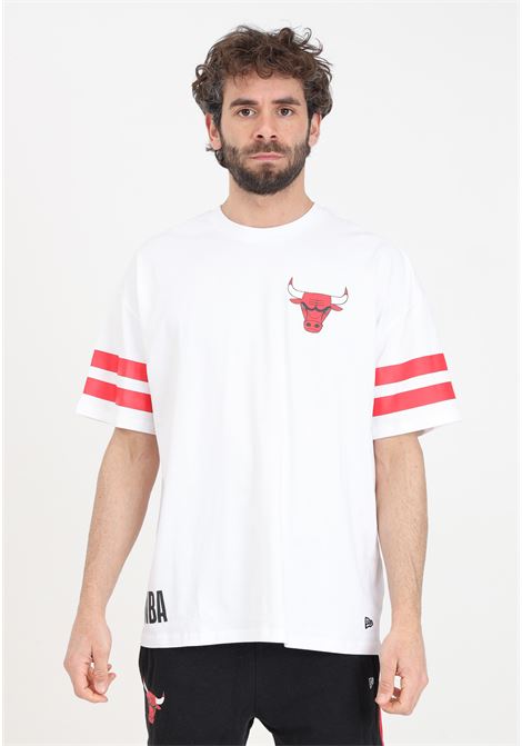 Chicago Bulls NBA Arch Graphic White Men's T-Shirt NEW ERA | 60435444.